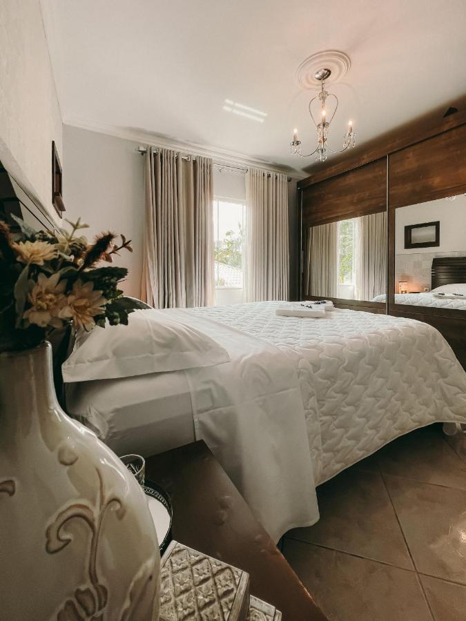 Casa Confortavel Em Local Tranquilo. Rodeio Zewnętrze zdjęcie
